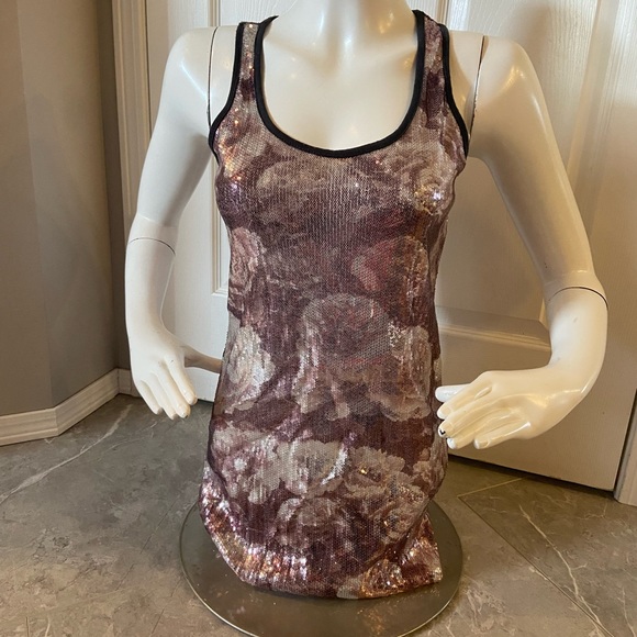 Sequinned tank top - Picture 3 of 3